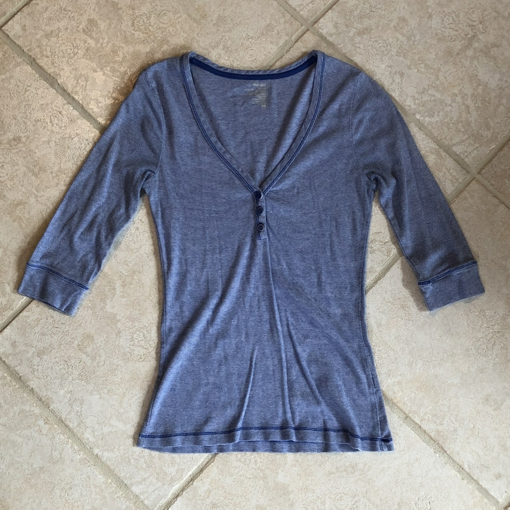 3/4 sleeve shirt